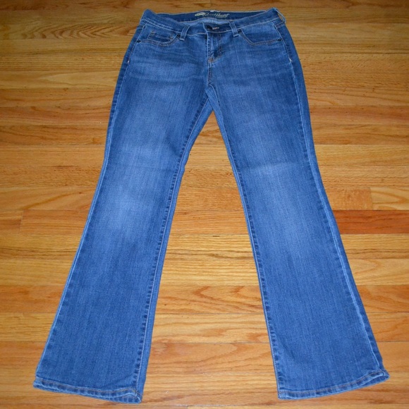 Women’s Old Navy denim jeans, size 2 short (2S) - Picture 2 of 11